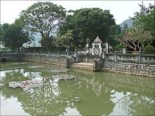 Temple commémoratif au roi Dinh Tien Hoang (Hoa Lu)