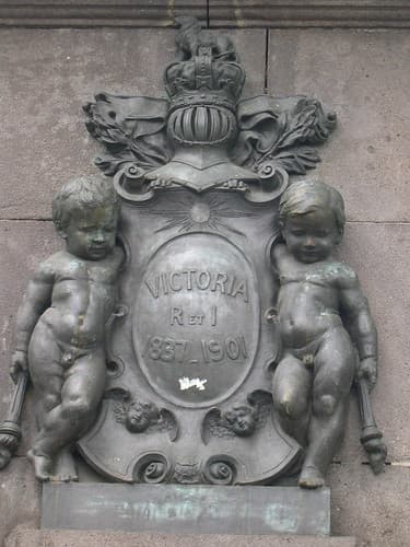 Queen Victoria statue, Queen's Gardens, Dunedin: detail of plinth