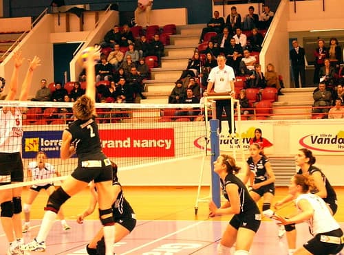 VNVB / SAINT RAPHAEL volley ball féminin PRO FEM FRANCE