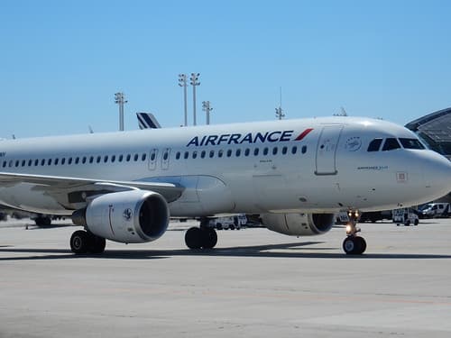 Air France A320-214, F-HBNH, MSN 4800 (08/2011), as AF 7663 Marseille (MRS) - Paris (CDG)