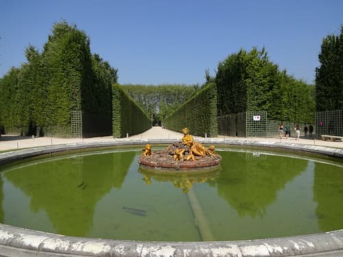 Versailles