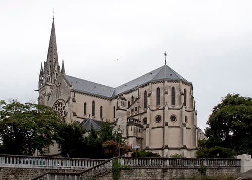 Church Pau 3