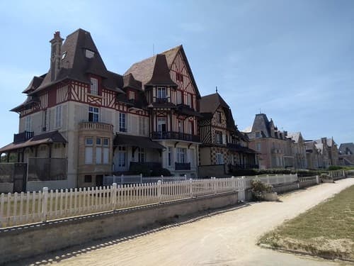HERMANVILLE SUR MER