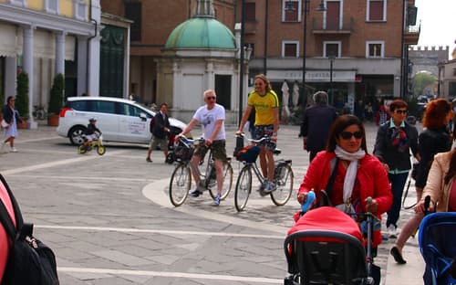 Cohabitation piétons - cyclistes à Rimini 8