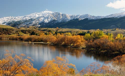 Lake Hayes and Coronet Peak.