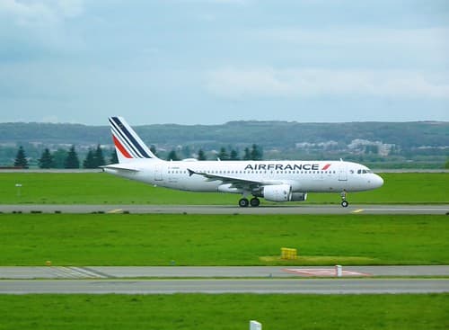 Air France A320-214, F-HBNB, named Uzès, MSN 4402 (08/2010), as AF 9404 Paris (CDG) - Marseille (MRS), Flight time: 1:00