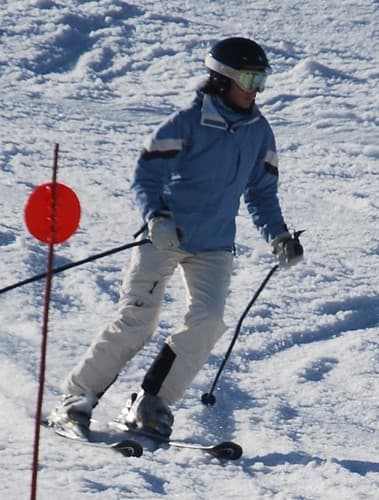 Descendiendo por pista roja en Sextas, Formigal