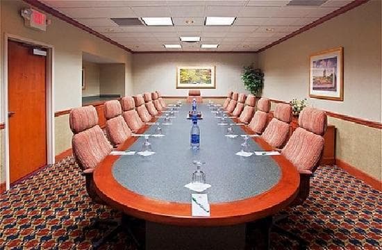 HOTEL HOLIDAY INN CINCINNATI EASTGATE  (I 275E) – vue 3