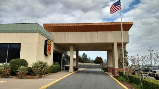 SUPER 8 MOTEL FORNEY – vue 3