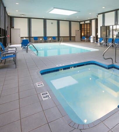 HOTEL HOLIDAY INN CINCINNATI EASTGATE  (I 275E) – vue 4