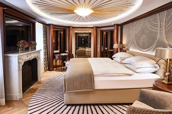 HOTEL HAHN – vue 3