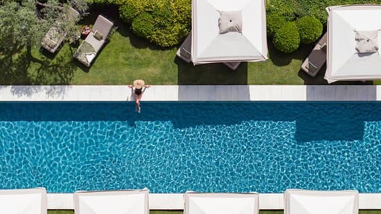 HOTEL LA BASTIDE DE GORDES &AMP; SPA – vue 2