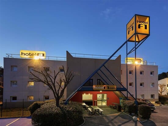 Hôtel HOTEL MEDIAN GENEVE AEROPORT