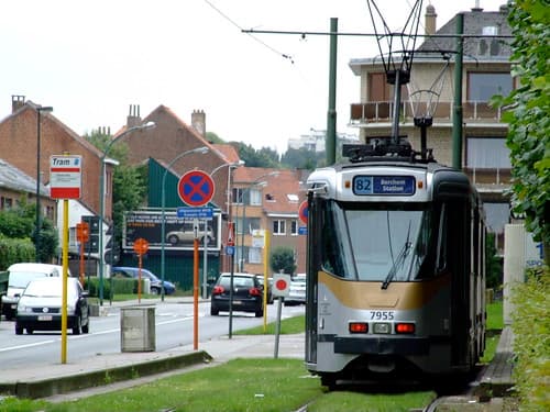 MIVB/STIB tram 7955 at Drogenbos Kasteel