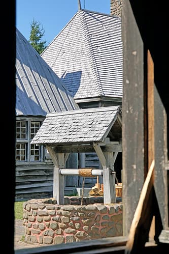 NS-02213 - Courtyard Well