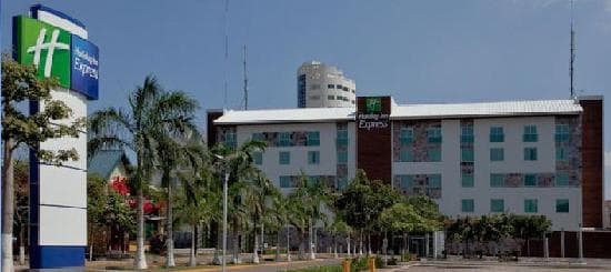 HOLIDAY INN EXPRESS VILLAHERMOSA TABASCO 2000 – vue 2