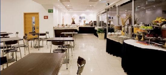 HOLIDAY INN EXPRESS VILLAHERMOSA TABASCO 2000 – vue 4