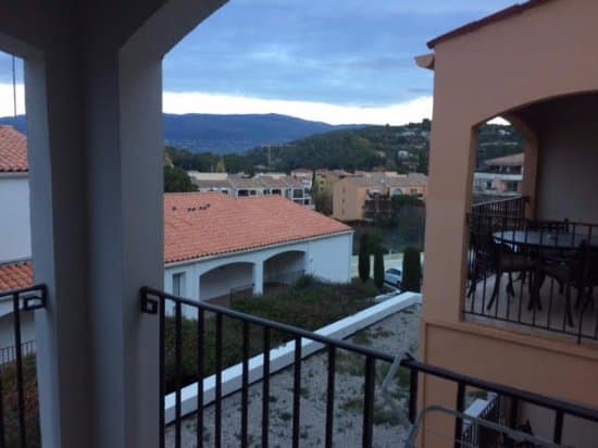 DES PARFUMS HOTEL RESIDENCE GRASSE – vue 2