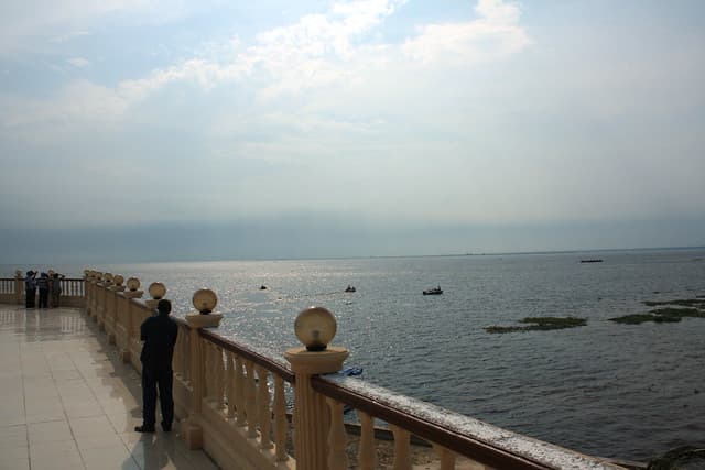 Kinshasa insolite : 10 jours entre fleuve, musiques et street art