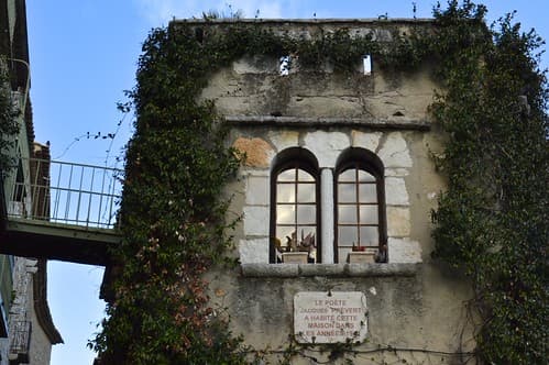 Jacques Prévert a habité ici