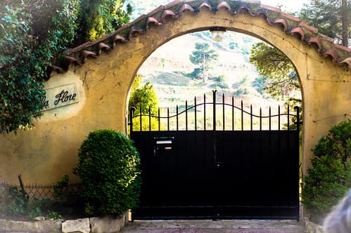 Doors Of Cassis