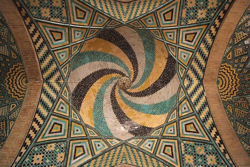 Shazdeh Hosein shrine, Qazvin