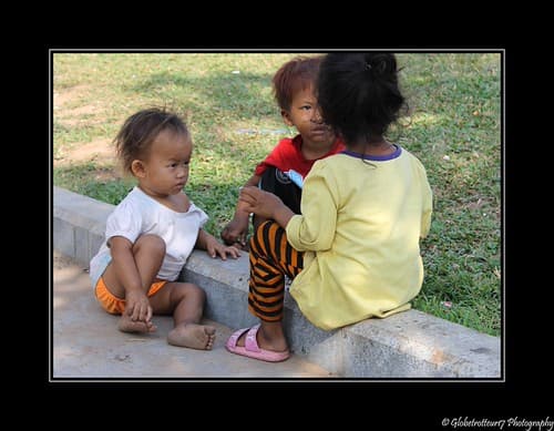 Enfants dans les rues de Phnom Penh- Cambodge- Cambodia