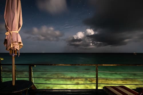 Night on the ocean - Maldives - Seascape photography