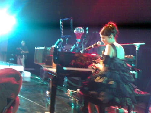 Emilie Simon playing the Piano