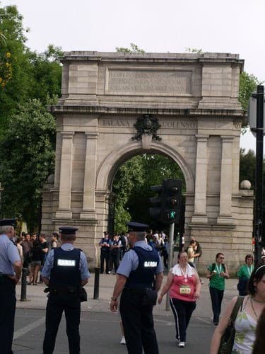 Fusilier's Arch - Dublin