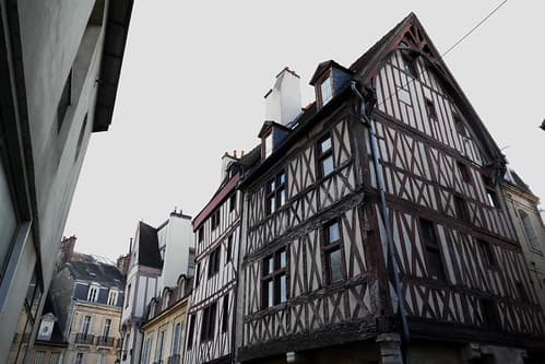 19.4.17 1 Dijon 47