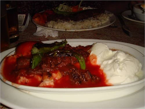 İskender Kebap. Antalya, Turquie.