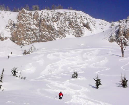 fresh tracks in cirque