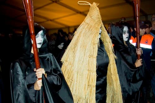 Meigas de la queimada, O Grove