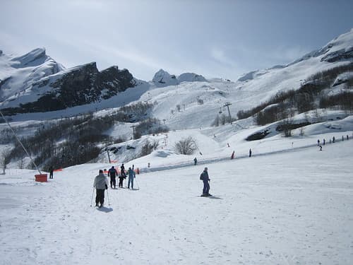 skiing at Gourette resort