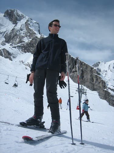 skiing at Gourette resort