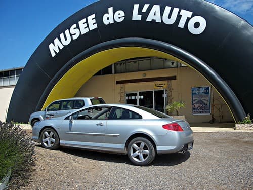 Peugeot 407 coupé. Musée de Vendée. Talmont Saint Hilarie
