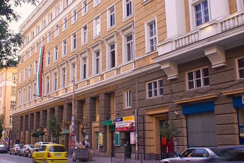 Ecole national theatre cinema.jpg