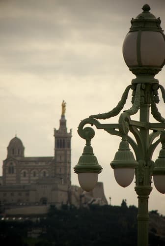 La bonne mère vous souhaite la bienvenue