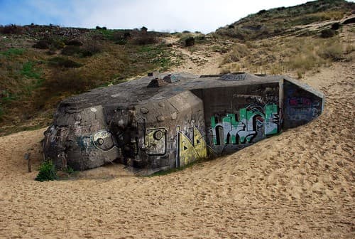 🇫🇷 🇪🇺 Búnker en la playa (Francia, 2-3-2008) ⭐