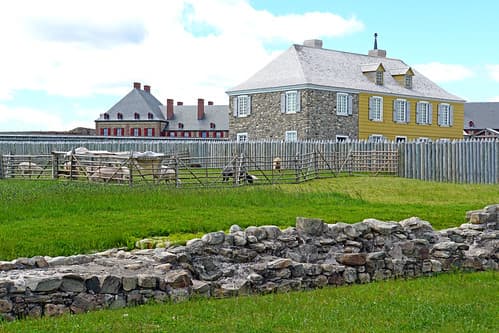 Louisbourg-07531 - De La Plagne Property