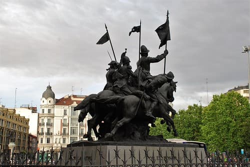 🇪🇸 🇪🇺 Grupo escultórico (Valladolid, Castilla y León, España, 24-6-2017)