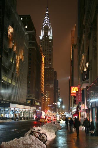 New York City, Manhattan, Midtown East, East 42nd St. " Chrysler building " 1930.