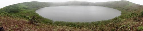 Lac de cratère d'El Junco (700 m) - Volcan des Galapagos, San Cristobal