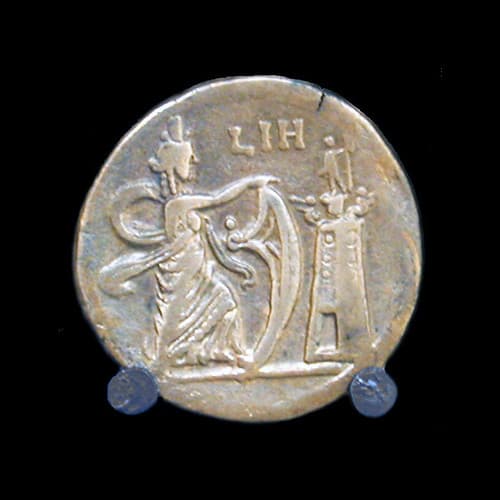 Pièce de monnaie romaine avec le phare d'Alexandrie (Musée gréco-romain, Alexandrie, Égypte)