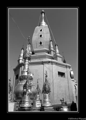 Mont Popa- Bagan- Myanmar ex Birmanie- Burma