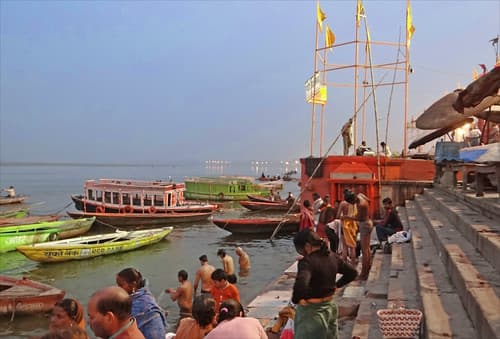 Le Gange à Varanasi (Inde)