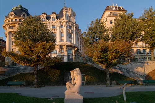 Lausanne