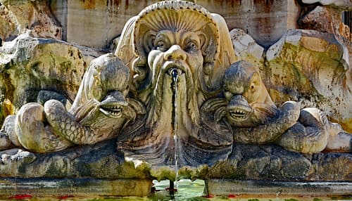 Fontana del Pantheon (Detail3)