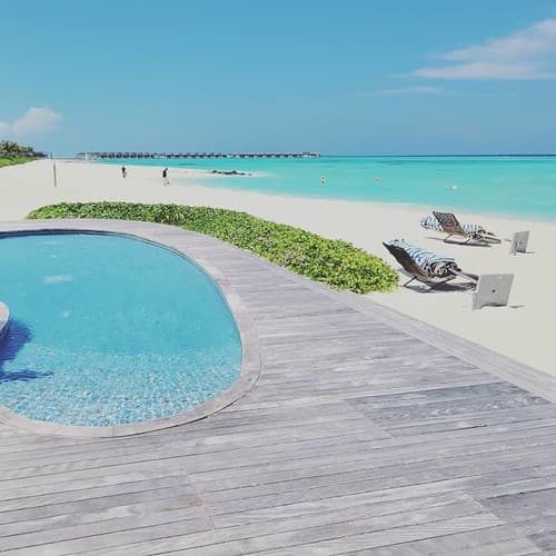 Our best @marriottbonvoy stay, Le Méridien Maldives Resort & Spa, thanks to @greg_davis_kean @nickatfm @frequent_miler for convincing us, here's my expanding guide as we explore: https://t.co/x39iGgMlGM @lemeridienmaldives @lemeridienhotels #destinationun